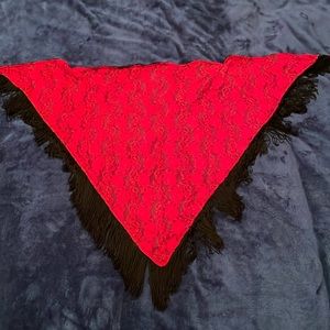 shall  fringe and dentelle